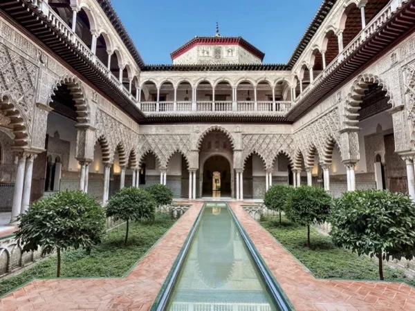 The Royal Palace of Seville Walking tour