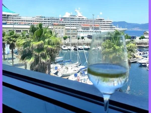 Albariño Wine and Gastronomy Experience from Santiago, Pontevedra or Vigo