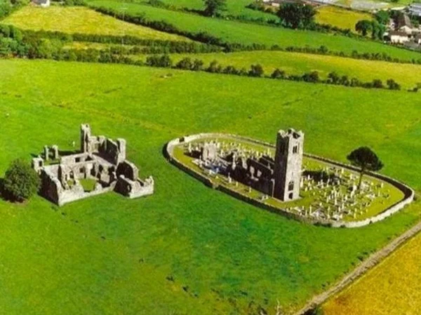 UNESCO Newgrange - older than Pyramids & Stonehenge!