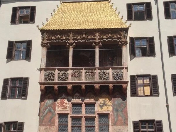 Charming Innsbruck and Swarovski Crystal World - Day Trip from Munich