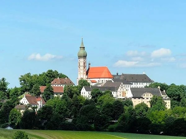 Munich City Tour and drive to Monestary Andechs