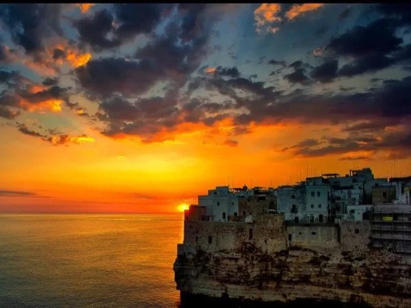 Monopoli, Alberobello, Locorotondo and Polignano a Mare Full Day Tour
