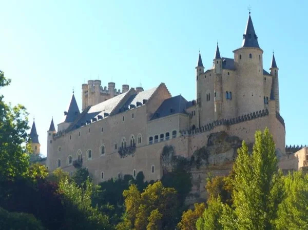 Segovia from Madrid, Heart of the Medieval Spain by VAN - Private Tour