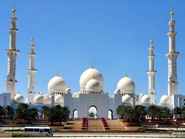 Abu Dhabi Metamorphosis