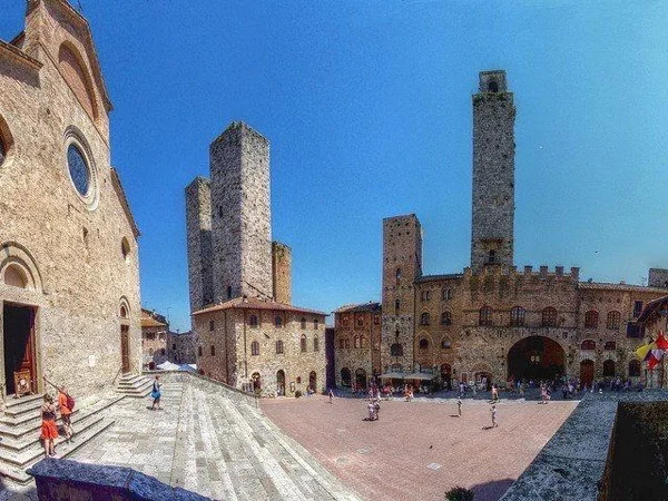 Enjoy San Gimignano and Chianti!