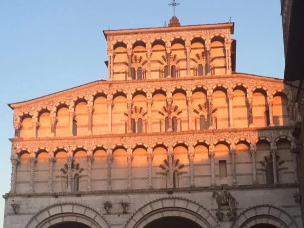 Lucca at first glance