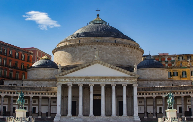 Essential Naples: Half-Day Walking Tour of the Major Highlights