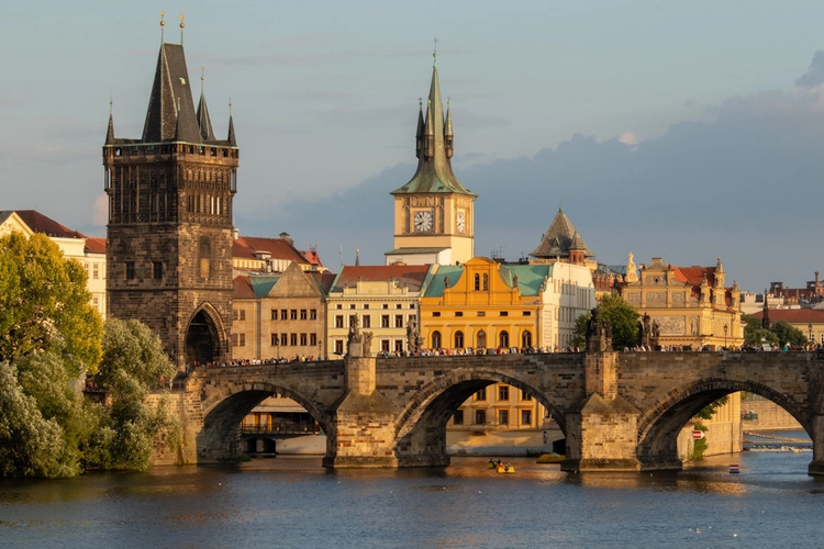 Essential Prague: Half-Day Walking Tour of the Major Highlights
