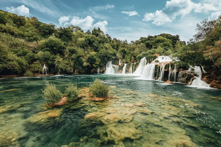 Classic Krka National Park and Trogir: Day Trip with Private Vehicle from Split