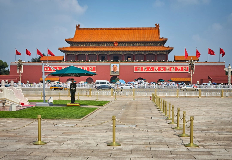 Ultimate Beijing: Full-Day Private Driving Tour from Highlights to Hidden Layers