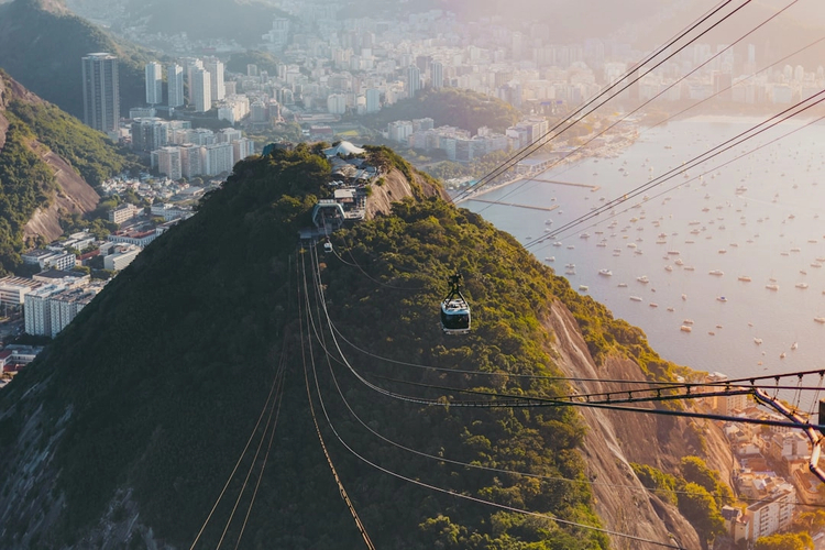 Ultimate Rio de Janeiro: Full-Day Private Driving Tour from Highlights to Hidden Layers