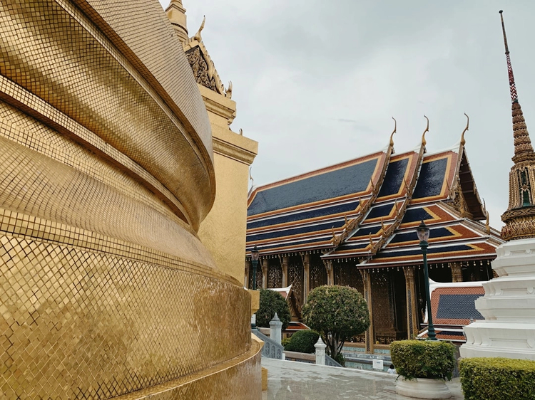 Iconic Bangkok: Half-Day Private Driving Tour with Panoramic Stops