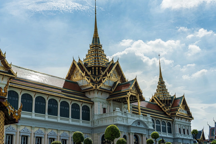 Complete Bangkok: Full-Day Walking Tour Through the Neighbourhoods