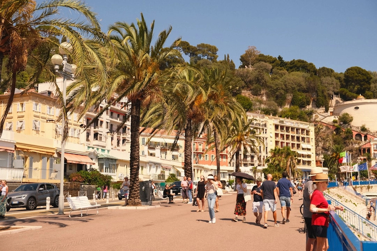 Ultimate Nice: Full-Day Private Driving Tour from Highlights to Hidden Layers