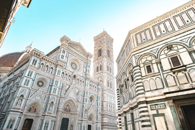 Complete Florence: Full-Day Walking Tour Through the Neighbourhoods