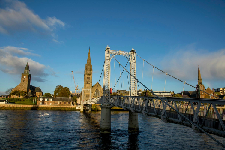 Iconic Inverness: Half-Day Private Driving Tour with Panoramic Stops