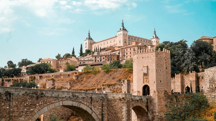 Classic Toledo: Day Trip with Private Vehicle from Madrid