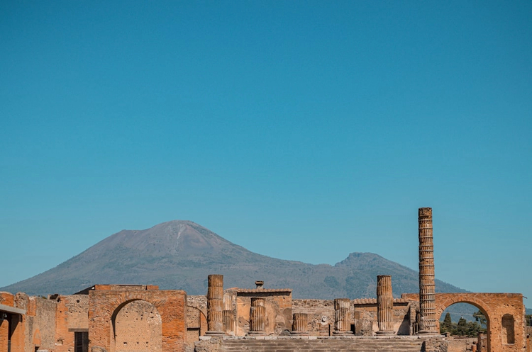 Essential Pompeii: Half-Day Walking Tour of the Major Highlights
