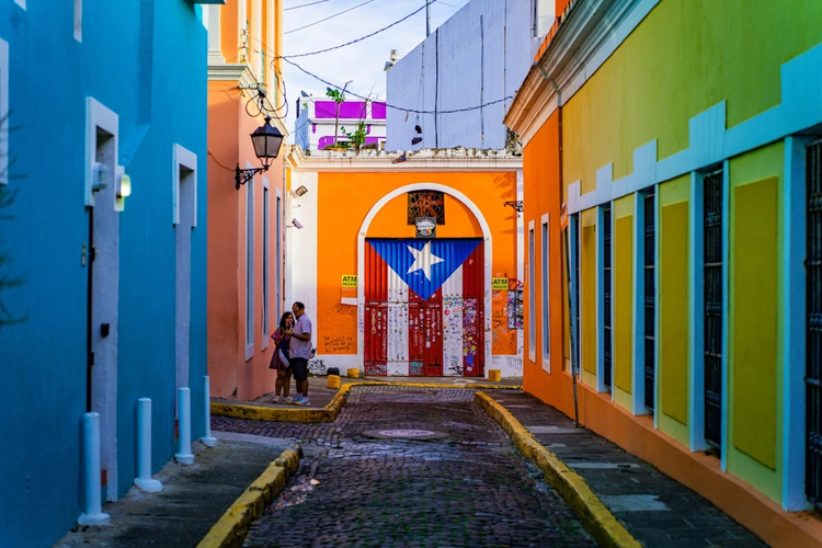 Essential San Juan: Half-Day Walking Tour of the Major Highlights