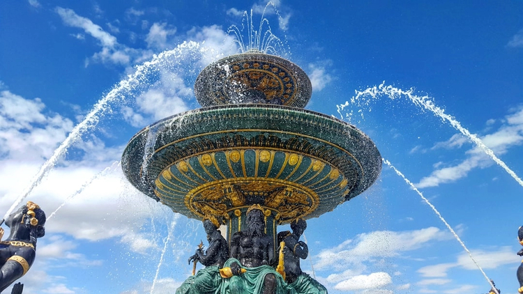 Iconic Paris: Half-Day Private Driving Tour with Panoramic Stops