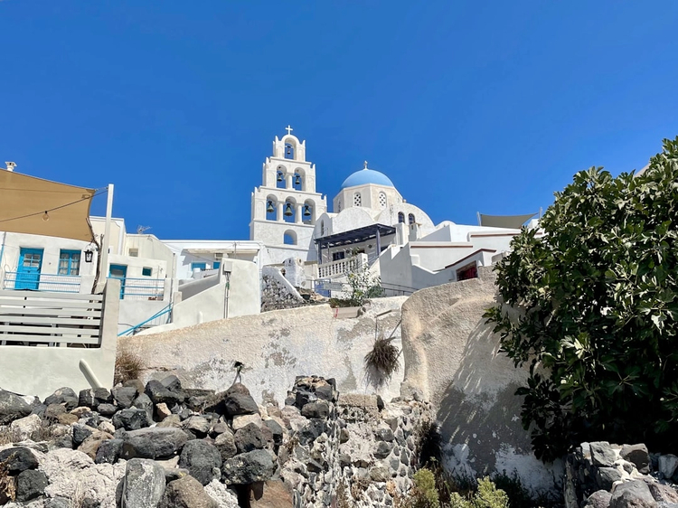 Complete Santorini: Full-Day Walking Tour Through the Neighbourhoods