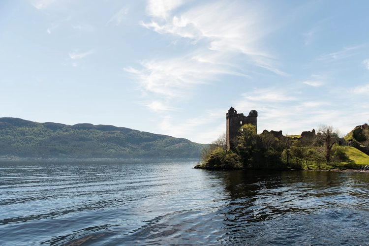 Classic Loch Ness and the Highlands: Day Trip with Private Vehicle from Edinburgh