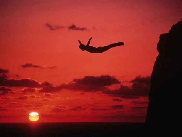 Acapulco La Quebrada High Cliff Divers and Drinks by Night