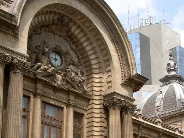 Bucharest sightseeing tour by minivan