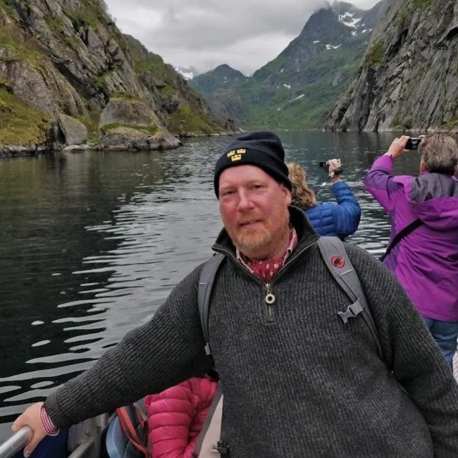 Tim R.