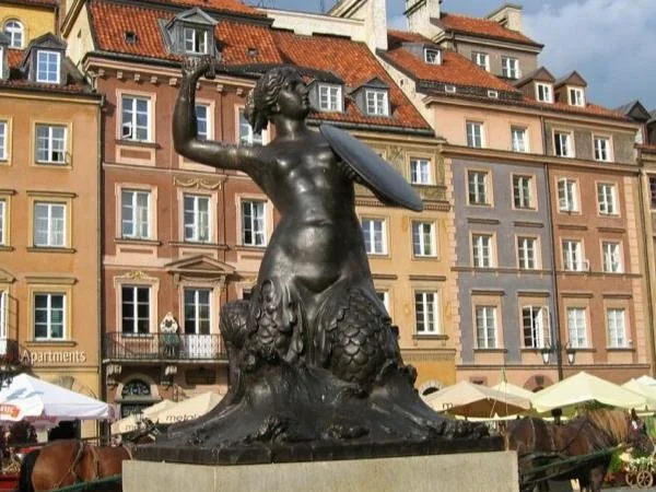 The best of Warsaw: Half day city tour