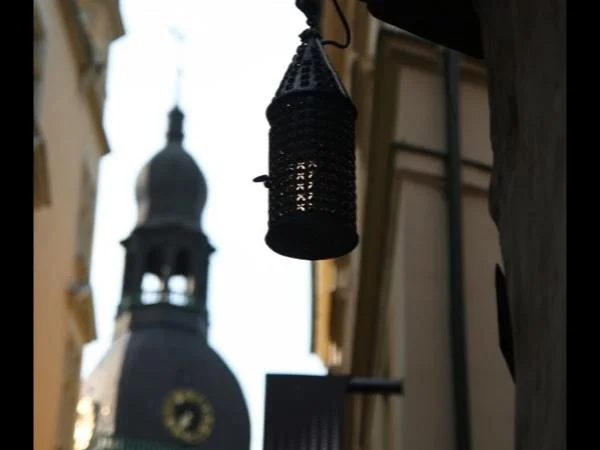 Old Lady, Old Riga - Historical Center Walking Tour