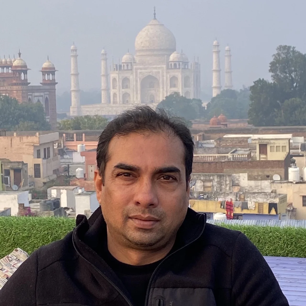 Find the best local tour guides in india toursbylocals
