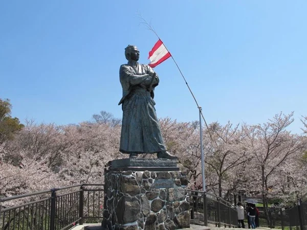 Half day Walking tour from Mt.Kazagashira to Temple row in Nagasaki