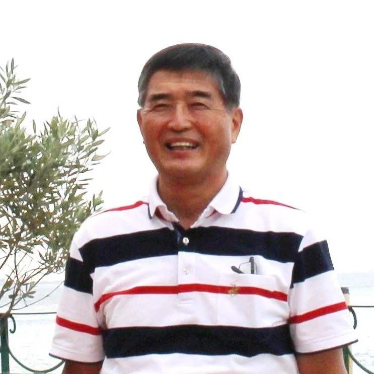 Eiichi M.
