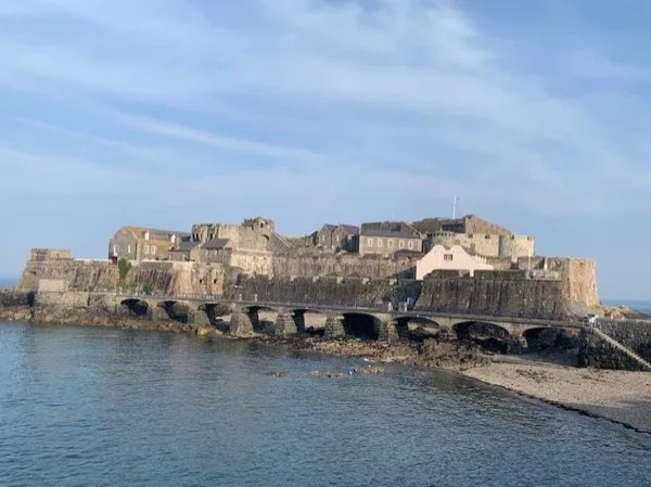 Town Walk & Castle Cornet Tour