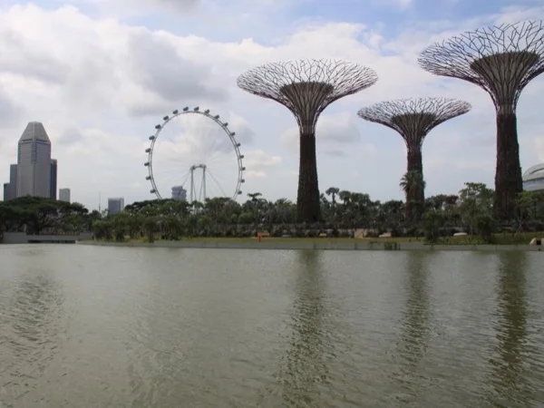 Singapore City Overview tour- Transport included (duration 4 hours )