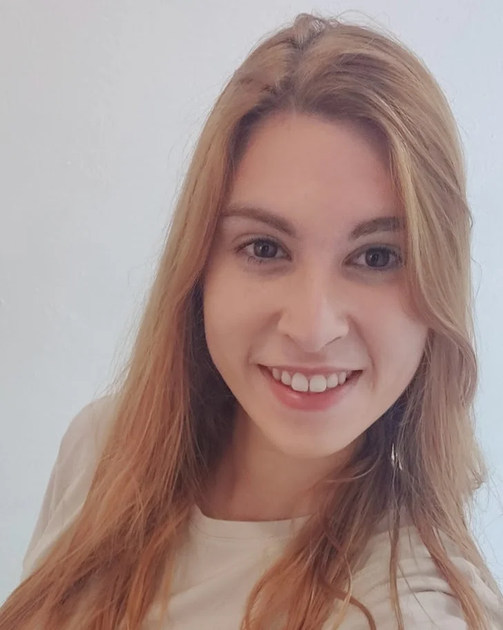 Raquel R.